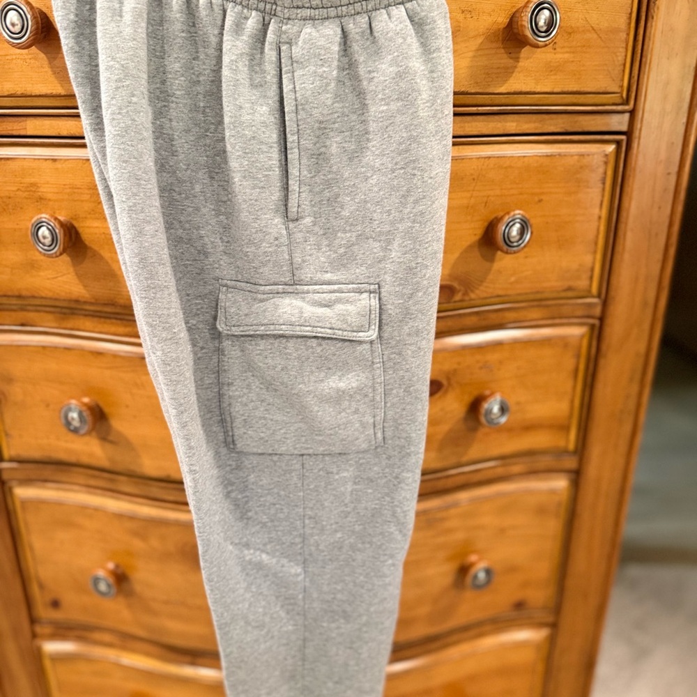 Nike Men's Light Gray Joggers